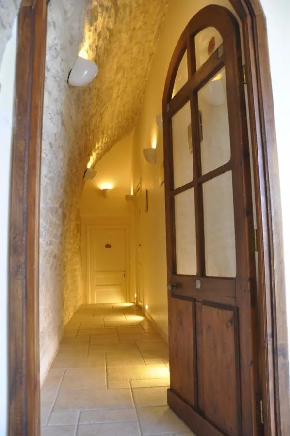 La Caussenarde Bed & Breakfast Severac-d'Aveyron 0*,